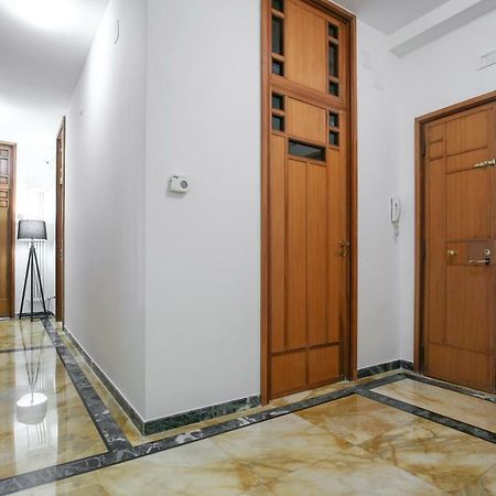Starhost - Golden Apartments Салерно Екстериор снимка