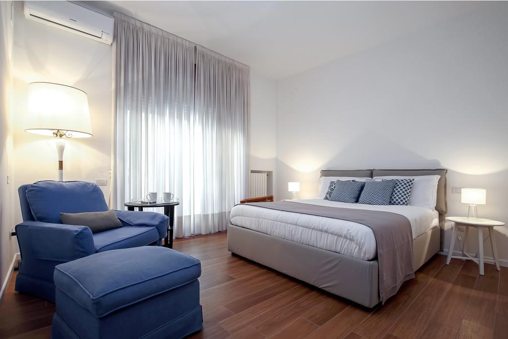 Starhost - Golden Apartments Салерно Екстериор снимка